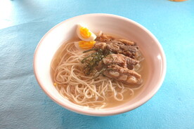 猪软骨汤面