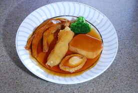 鲍鱼花胶鹅掌菇