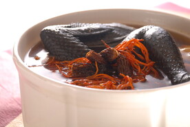 虫草花乌鸡汤
