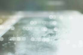 多彩光韵光斑夜空背景