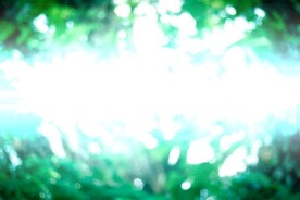 多彩光韵光斑夜空背景