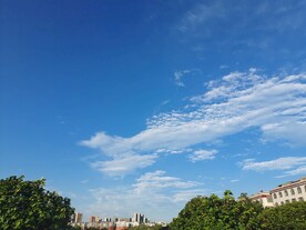 蓝天白云