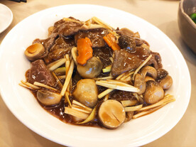 鲜菇炒牛肉
