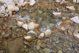 山泉水