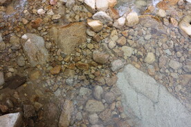 山泉水