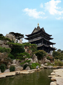 仰视古建筑塔