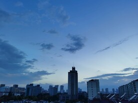 夏日天空城市鸟瞰