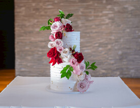 双层鲜花蛋糕