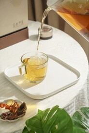 倒茶