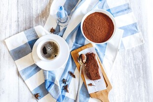 提拉米苏与咖啡