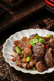 红烧牛肉