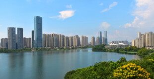 长沙梅溪湖的秋