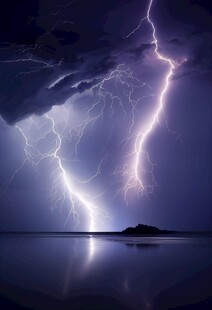 闪电雷电灾难现场素材图片