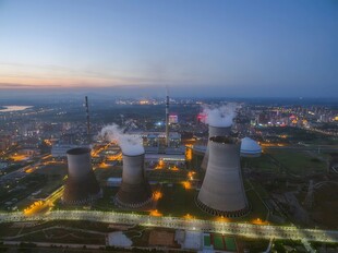 火力发电站燃煤发电厂冷却塔图片