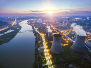 火力发电站燃煤发电厂冷却塔图片