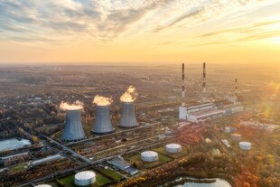 火力发电站燃煤发电厂冷却塔图片