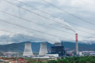 火力发电站燃煤发电厂冷却塔图片