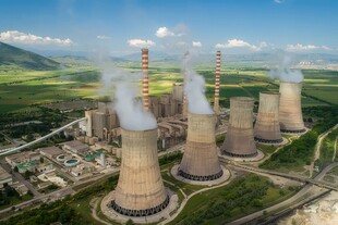 火力发电站燃煤发电厂冷却塔图片