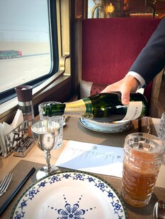 西餐车厢