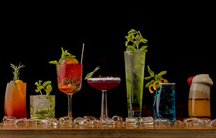 冰镇鸡尾酒