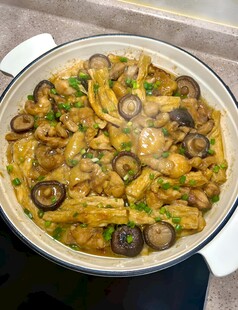 腐竹炖蘑菇