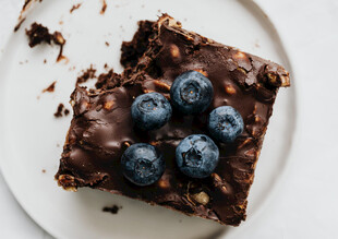 蓝莓巧克力蛋糕