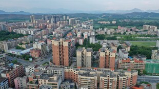 广东小镇道路航拍