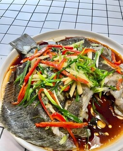 清蒸八宝鱼