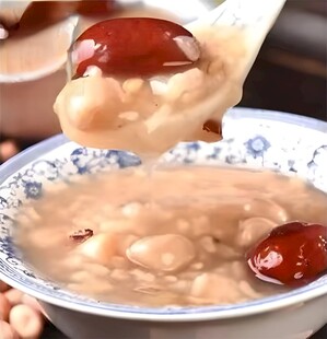红枣莲子粥