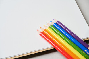 五色铅笔 