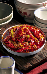 麻辣小龙虾