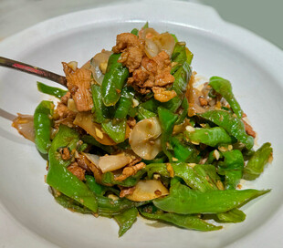 青椒炒肉