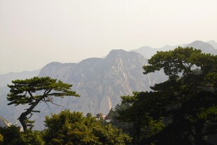 华山