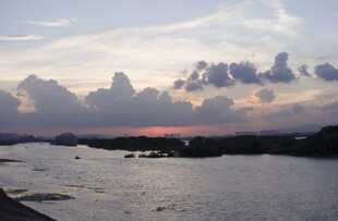 江河