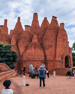 东风韵万花筒艺术馆