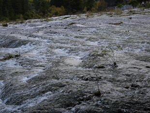 九寨沟珍珠滩瀑布