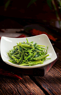 清炒空心菜 