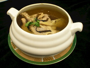 老鸭煲