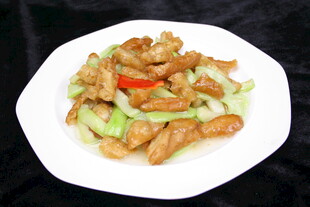 老油条炒丝瓜 
