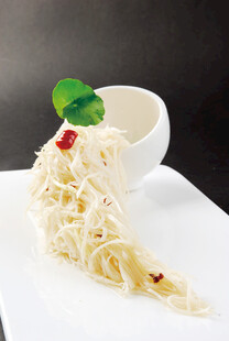 风味炝莲丝