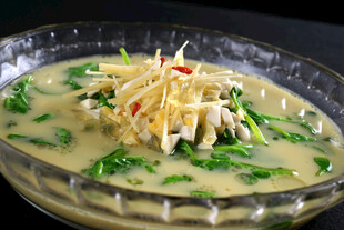 菜苗豆腐汤