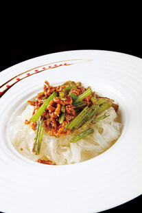 带丝带底