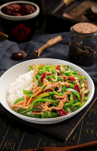 青椒炒肉丝