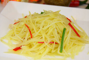 清炒土豆丝 