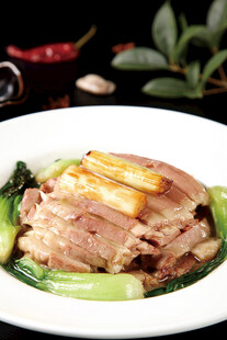 大葱扒羊肉