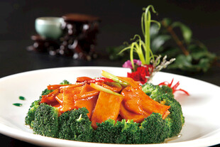 鲍贝烧山菌 美食 炒菜 私房菜
