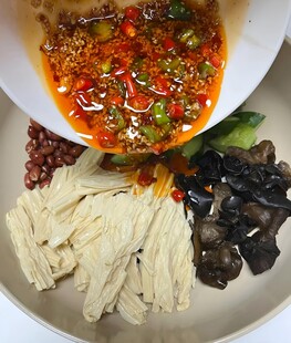腐竹拌木耳