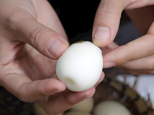 剥鸡蛋