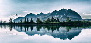 山峰