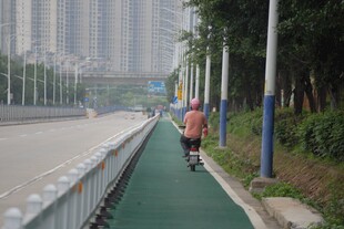 单车道